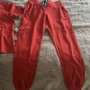 Figs 🍁 Technical collection red 🍁 $100